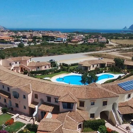 Melograno Porto San Paolo (Sardinia)